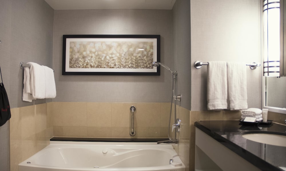 Caesars Windsor- A Caesars Rewards Destination 46/47