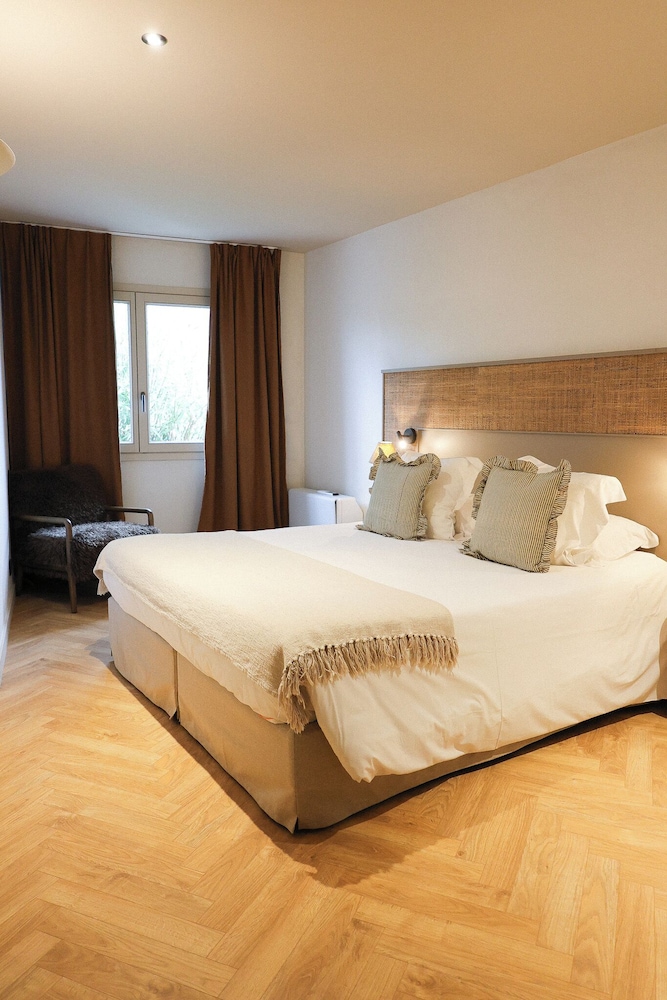 Classic, Double Bed