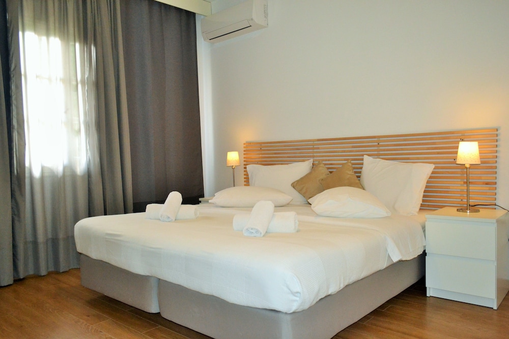 Folies Corfu Hotel Apartments 4/50
