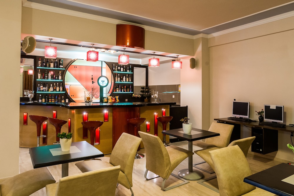Ionis Art Hotel 38/51