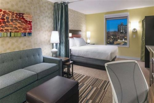 Studio, Suite, King Bed, Bathtub, Accessible