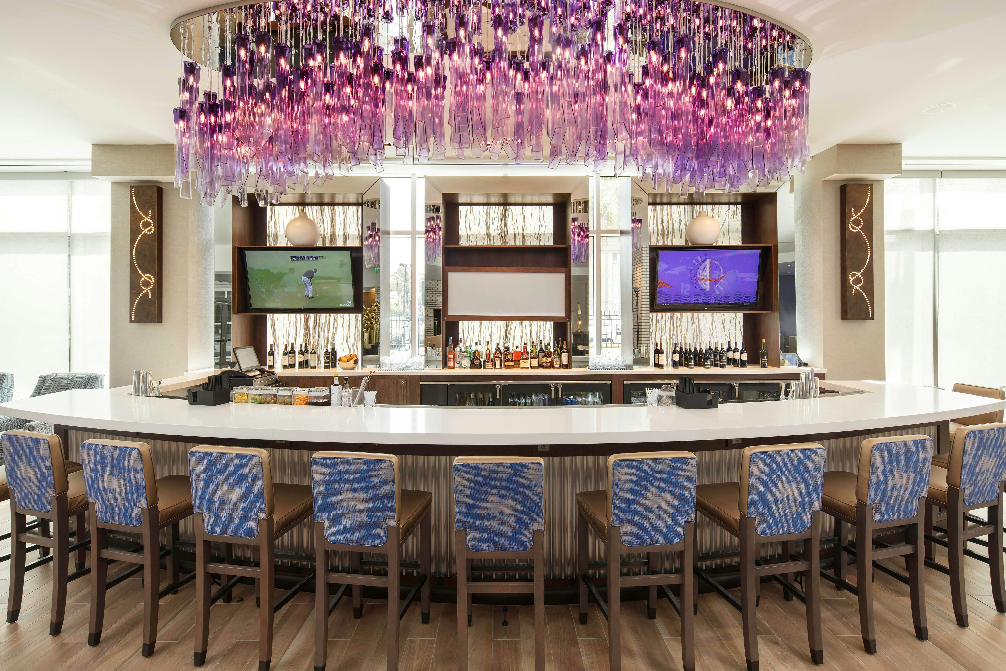 Springhill Suites New Orleans Downtown Canal Street 38/52
