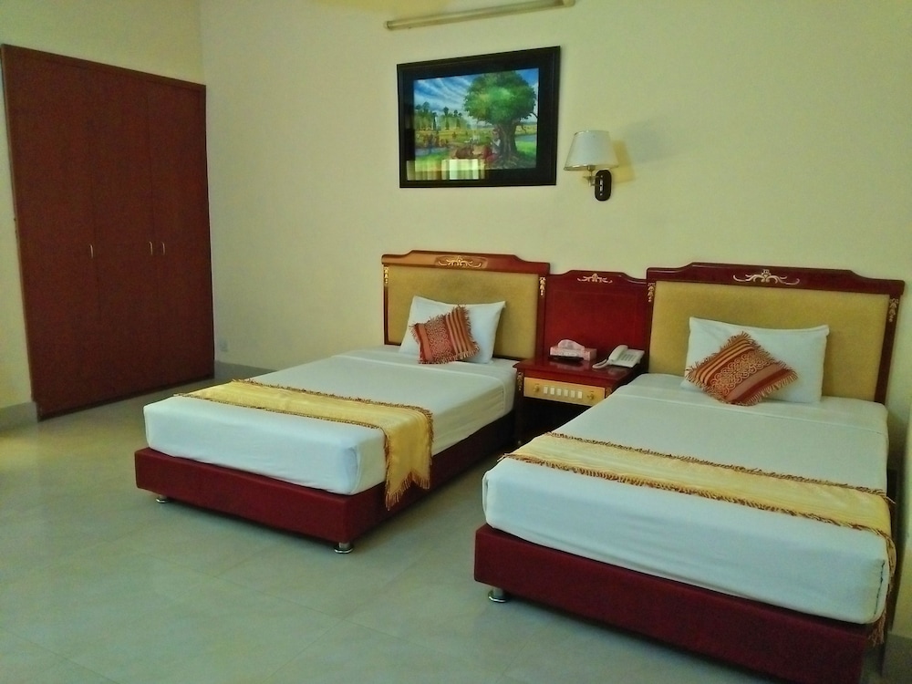 HOTEL METRO INTERNATIONAL 5/48
