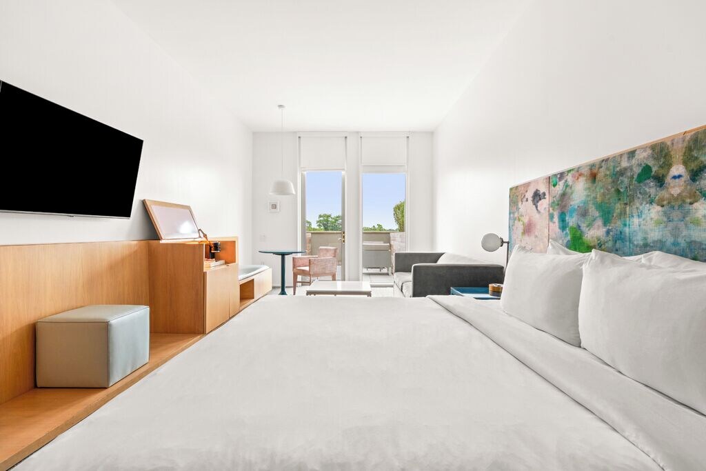 Deluxe, King Bed, Balcony