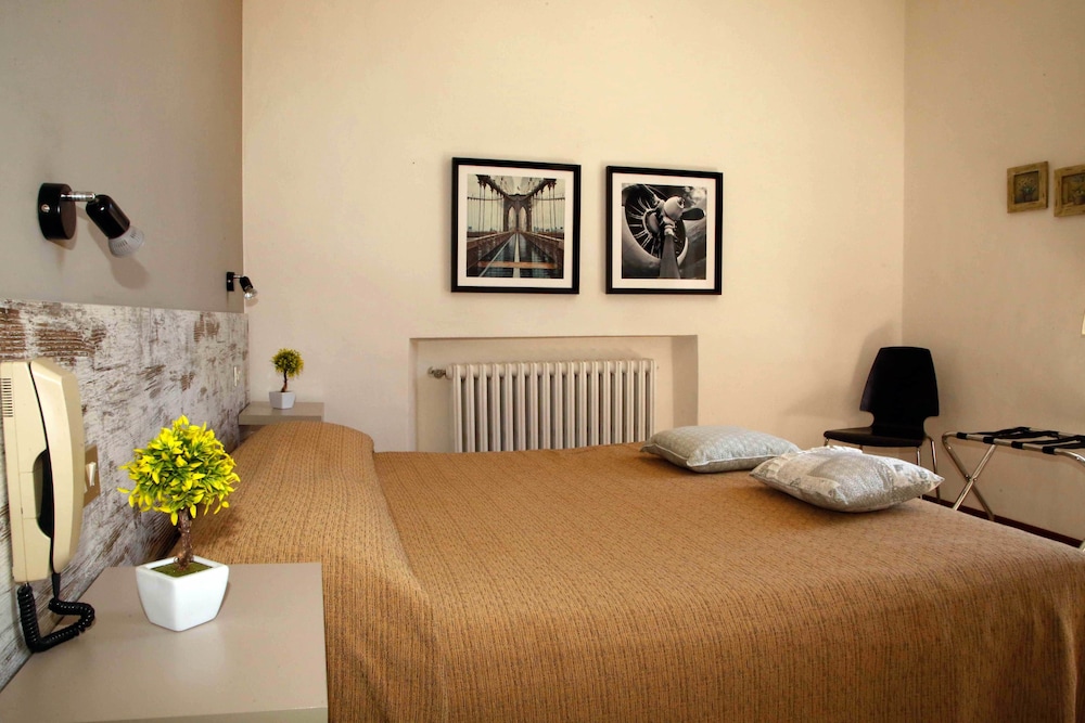 HOTEL MOM ASSISI 33/50