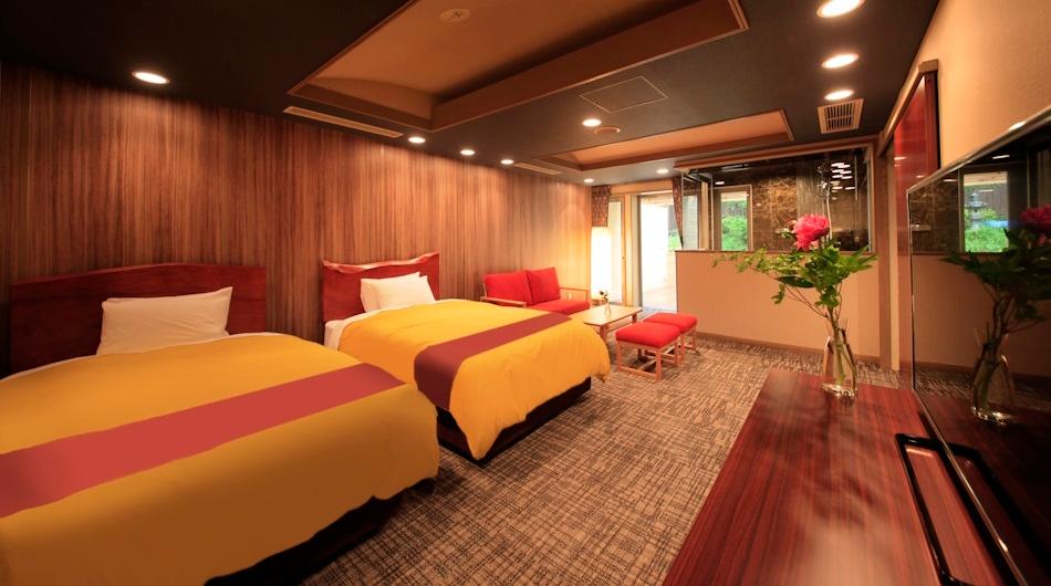 Deluxe, Suite, Twin Beds, Garden View