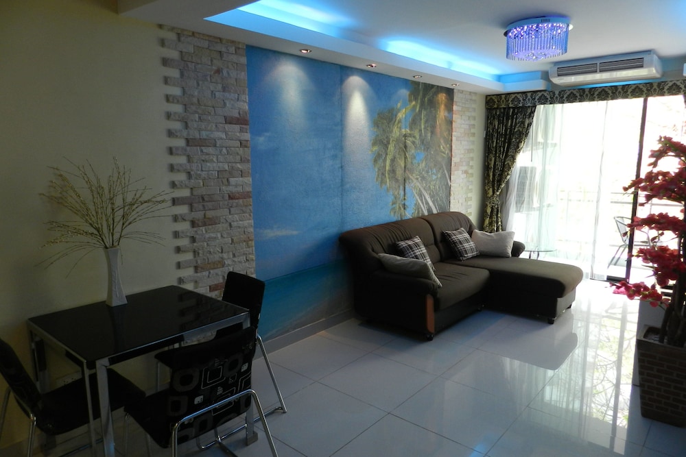 Apartments Alex Group Neocondo Pattaya 80/100