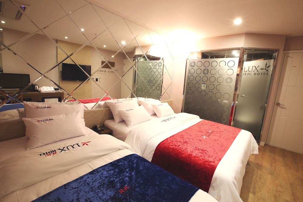 Jeju Lux Hotel 18/22