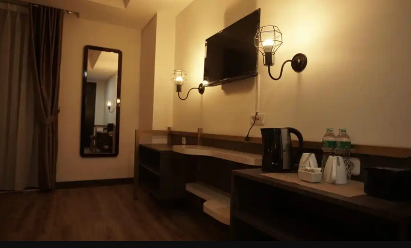 Fahira Hotel Syariah Bukittinggi 11/11