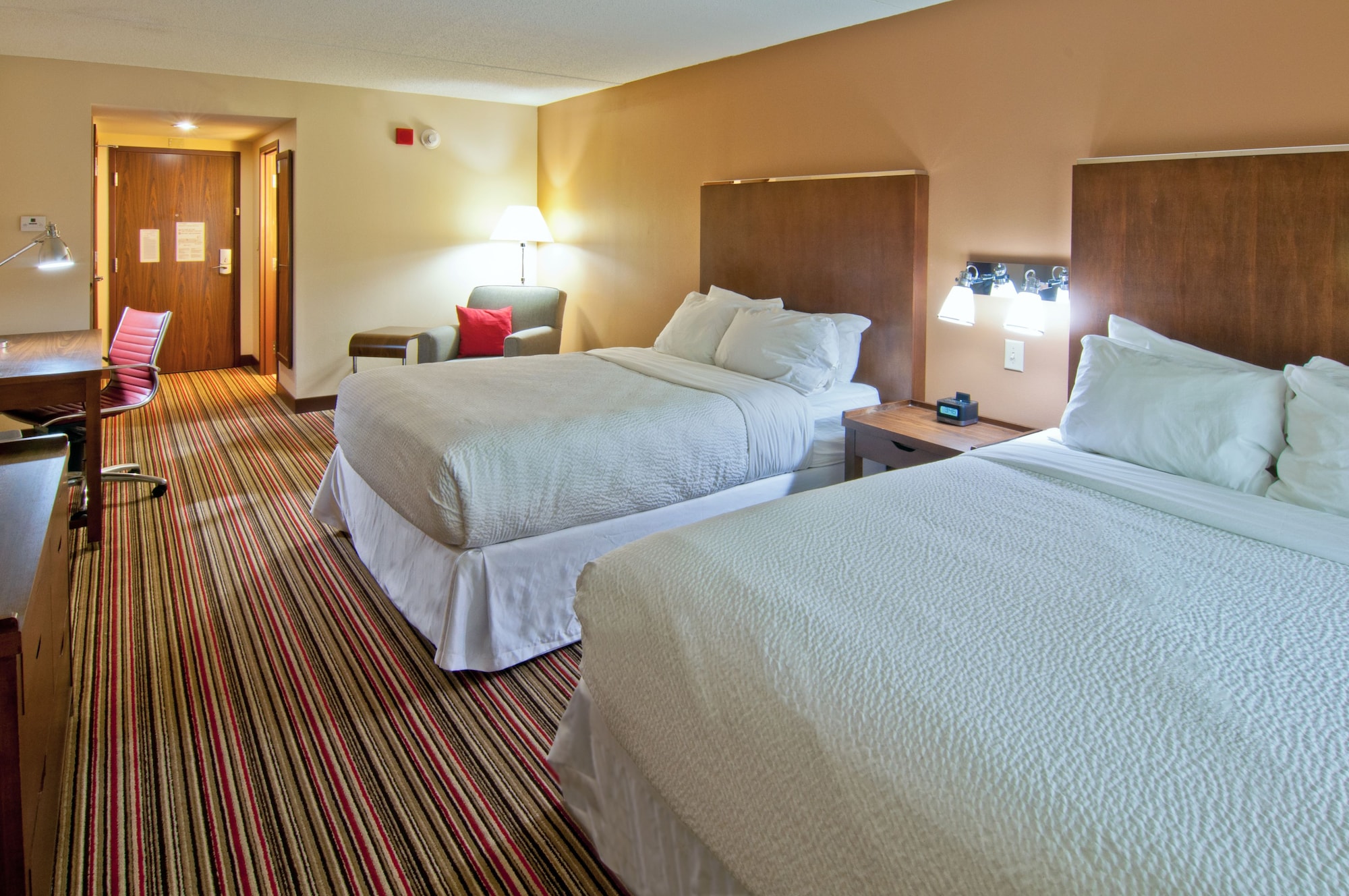 غرفة بسريرين كوين لذوي الإعاقة، Four Points by Sheraton Nashville Airport 2/3