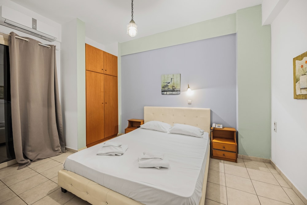 Nikos Apartments 32/76