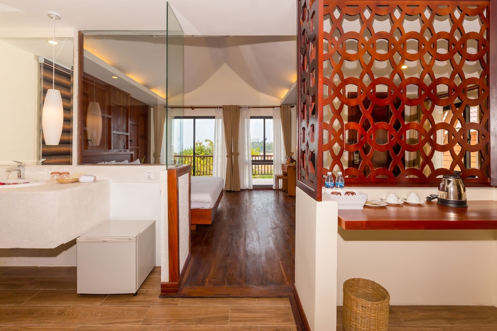 360 Resort Sihanoukville 7/69