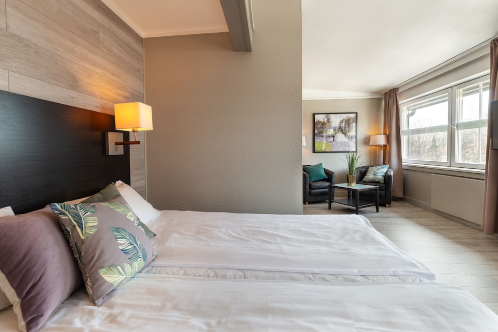 Quality Hotel Strand Gjovik 11/30