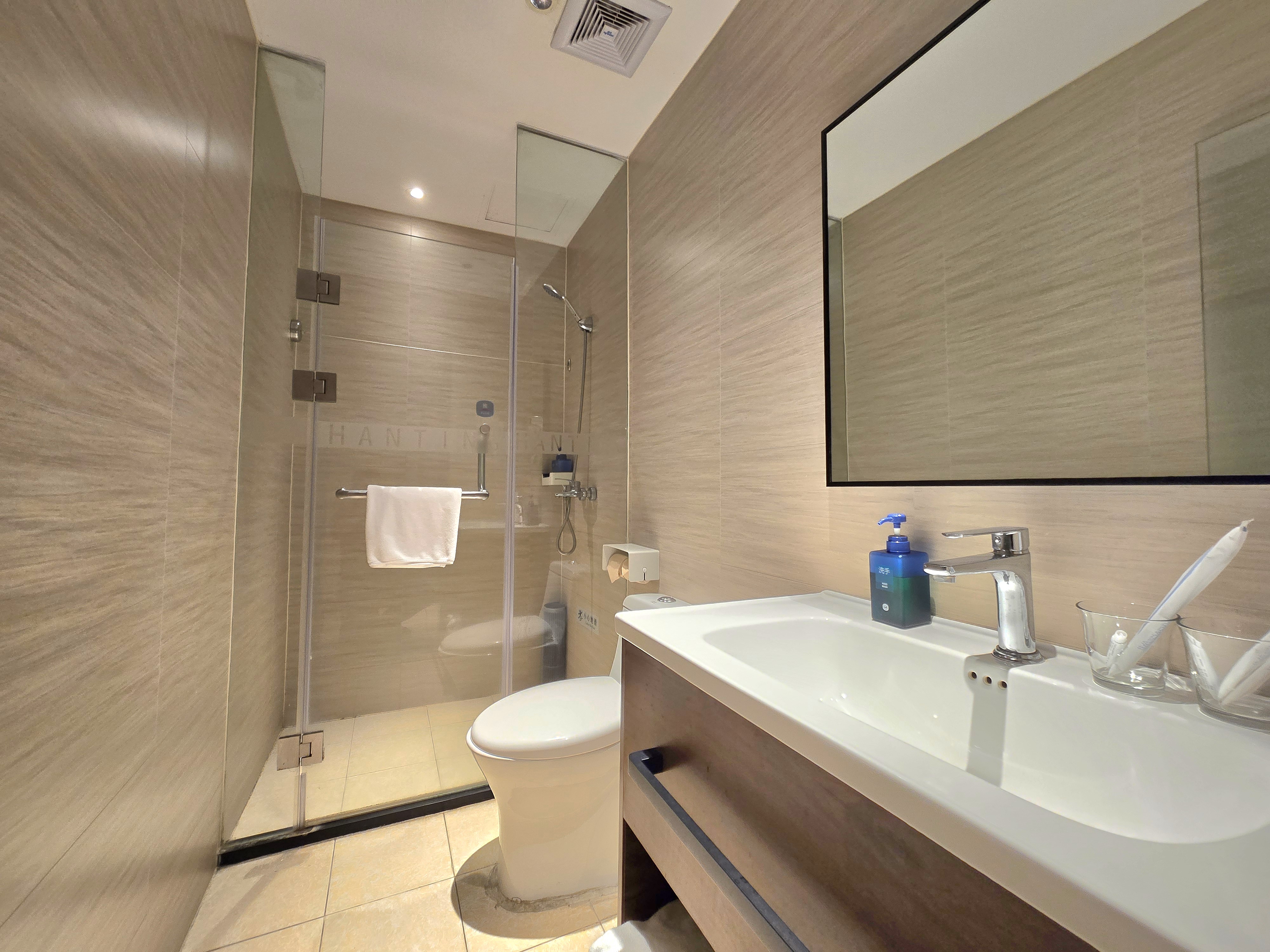 Hanting Hotel Shenzhen Bao an Airport Terminal 26/26