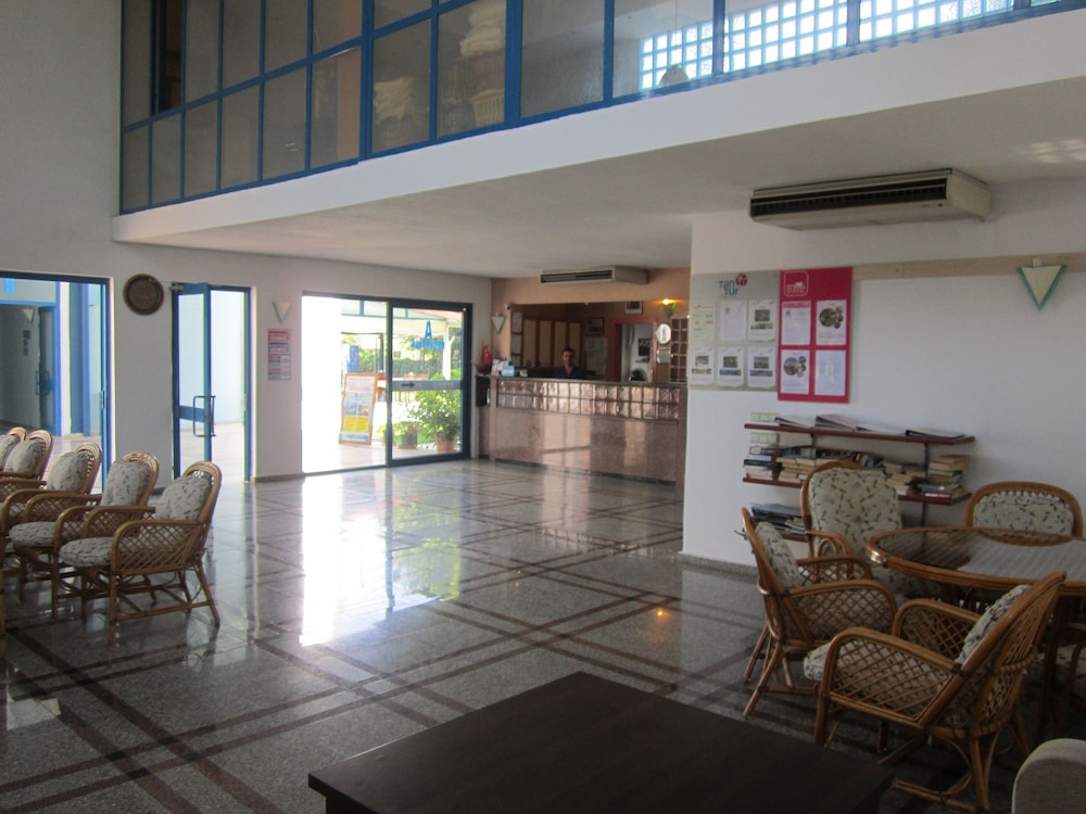 Aymes Hotel 11/23