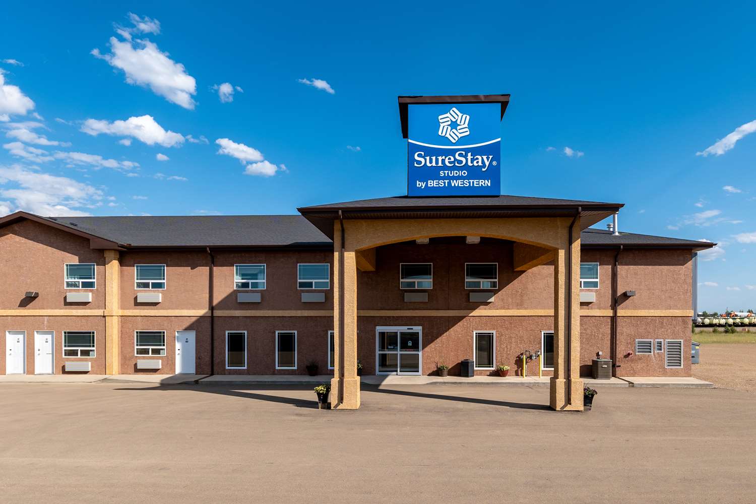 Surestay Studio By Best Western Hardisty 3/40