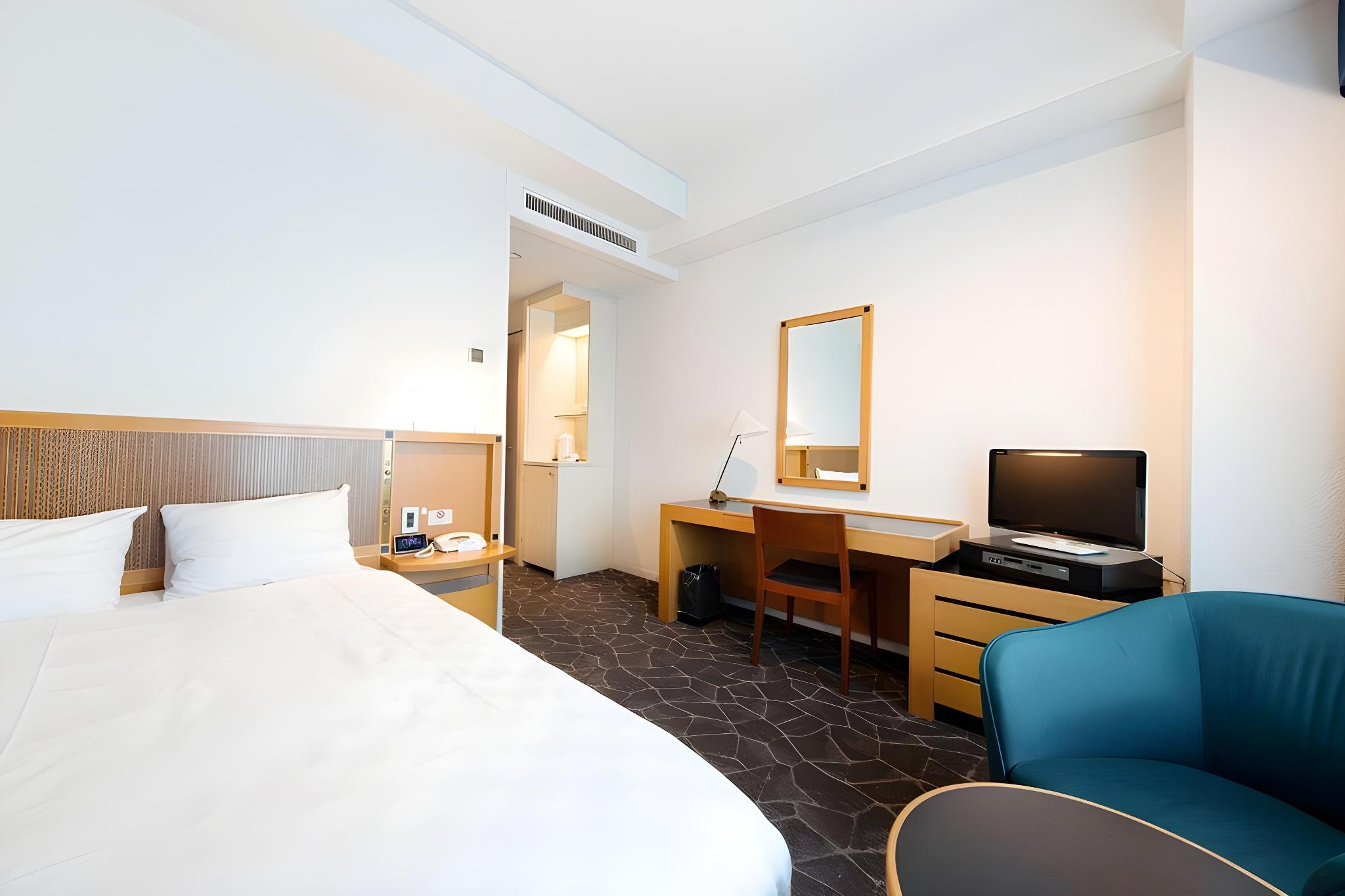 Semi Room, Double Bed