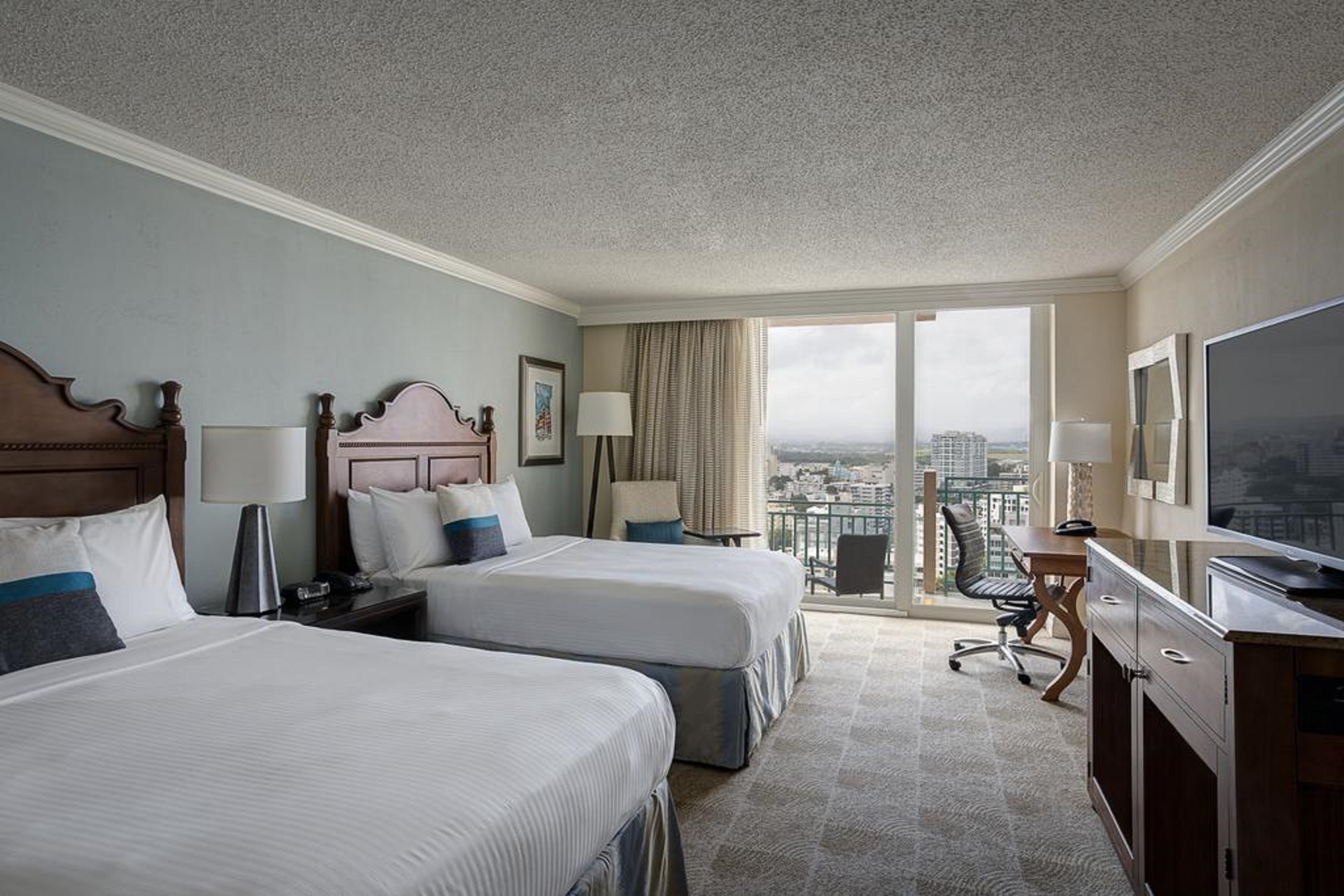 Room, Double Bed, City View