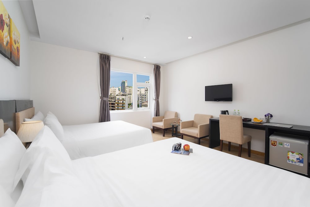 Golden Star Hotel 31/69