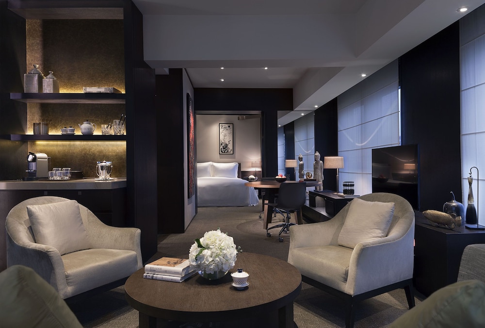 Rosewood Beijing 64/96