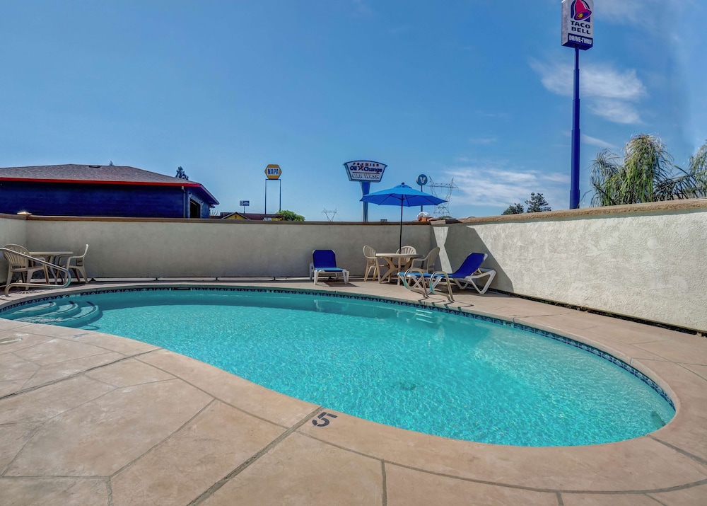 Motel6 Anderson, CA - Redding Airport 35/39