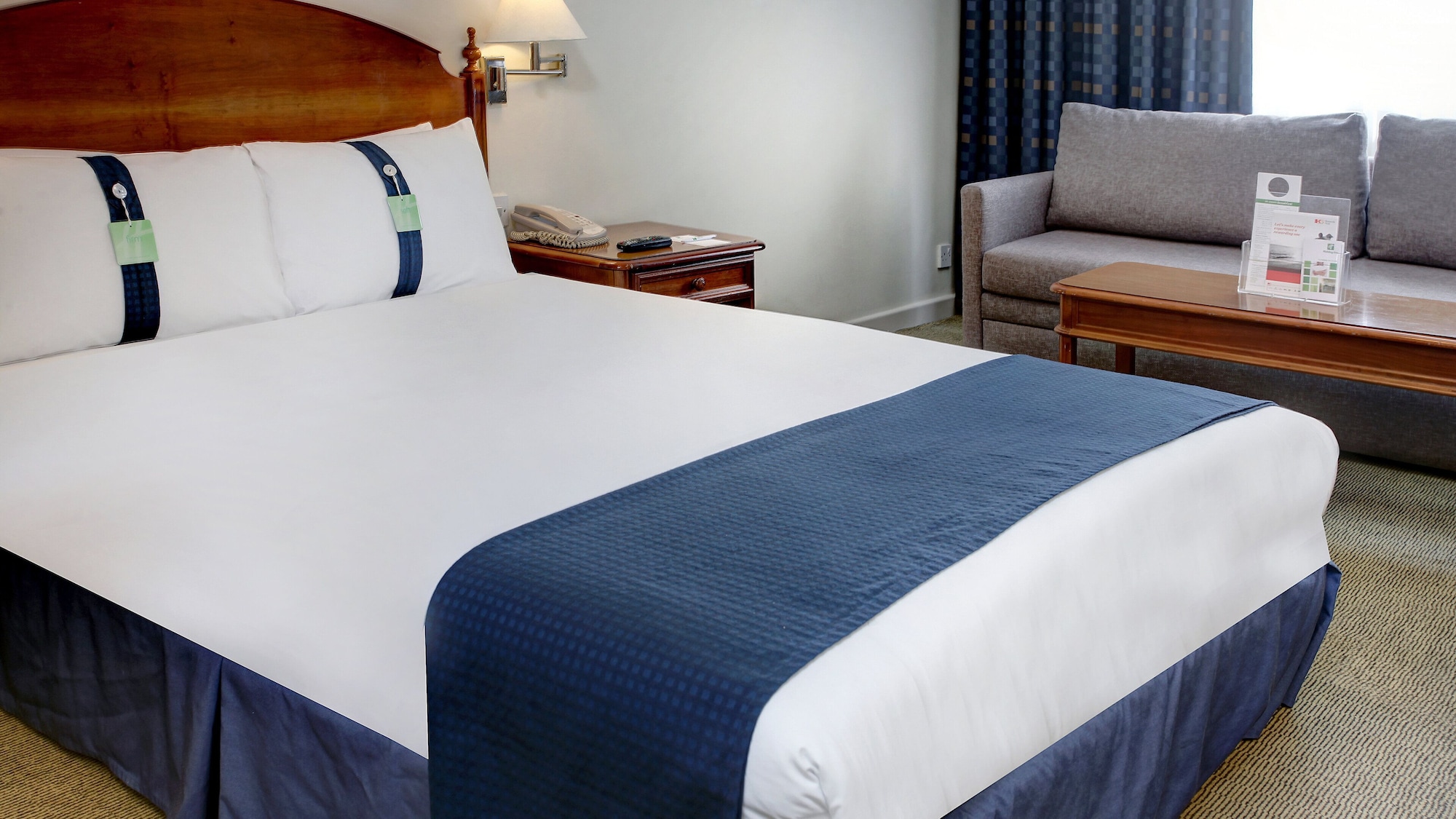 Premium, King Bed