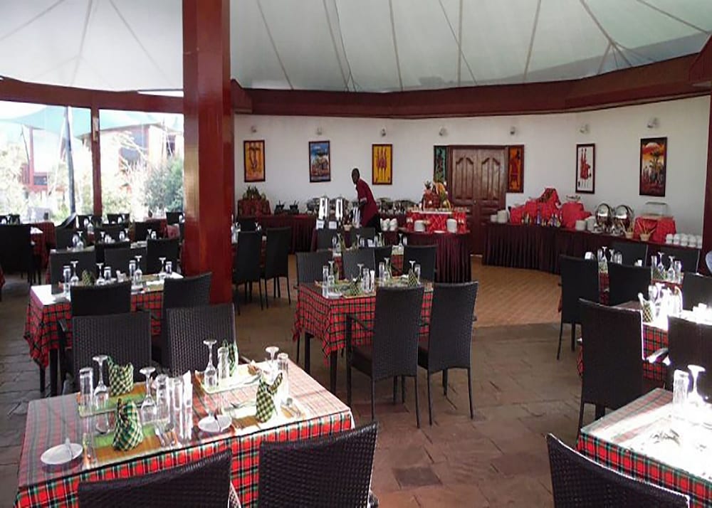AA Lodge Masai Mara 32/50
