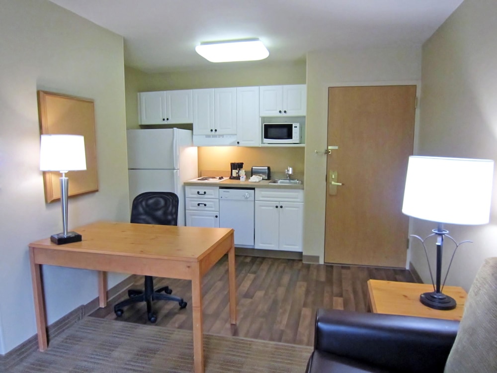 Extended Stay America Pleasanton - Chabot Drive 31/45