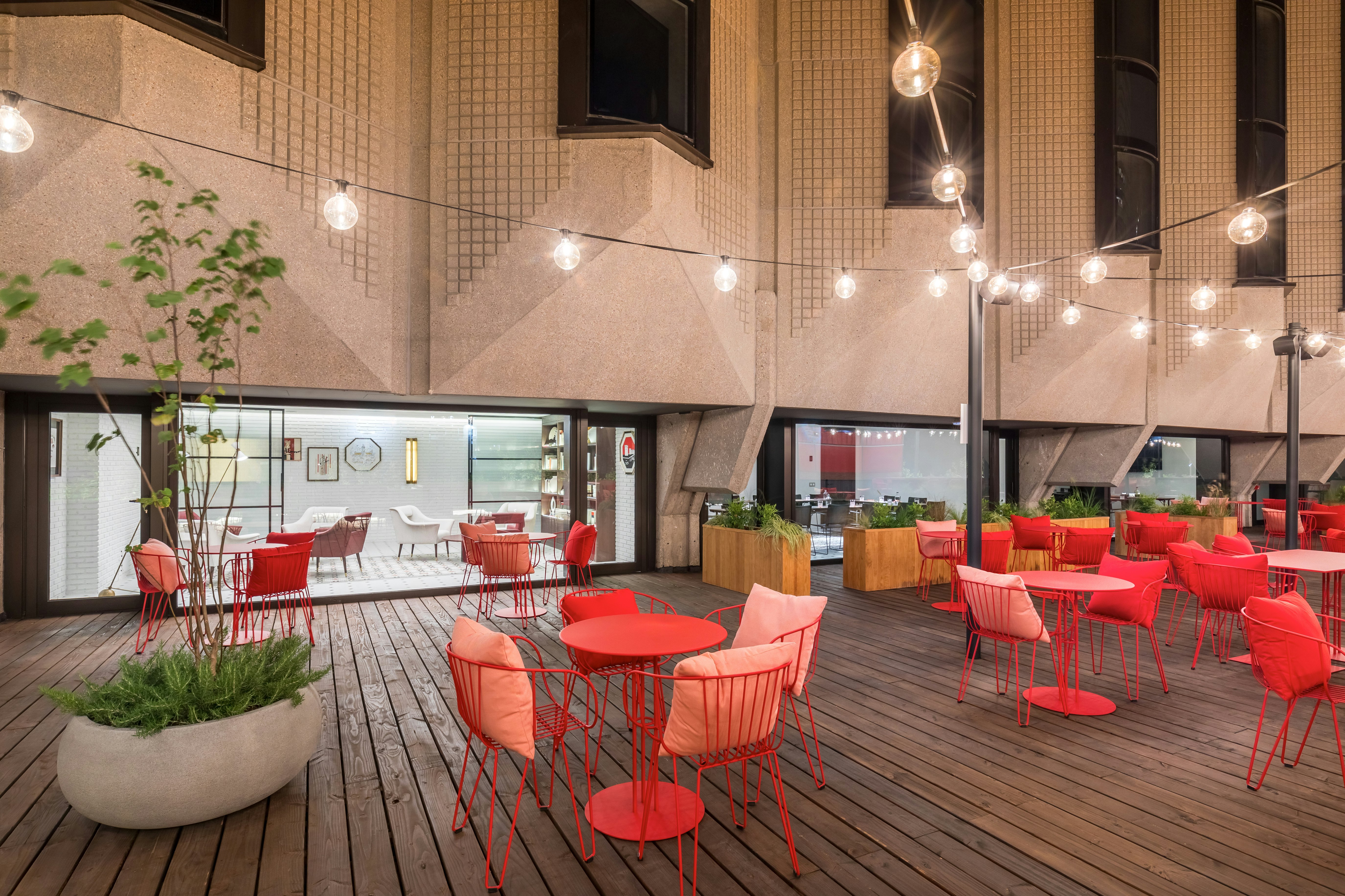 Canopy By Hilton Madrid Castellana 18/42