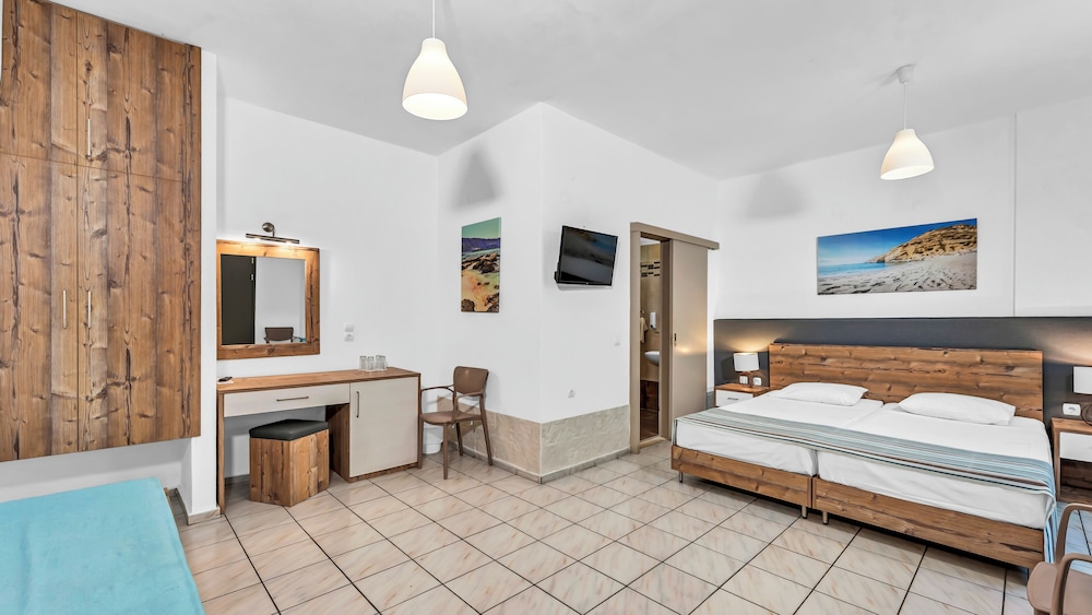 Almare Beach Hotel 13/50