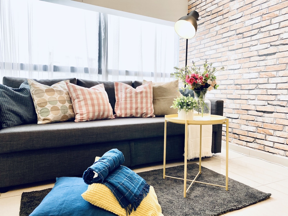 Chrisenbel Suites - Pinnacle Pj 22/37