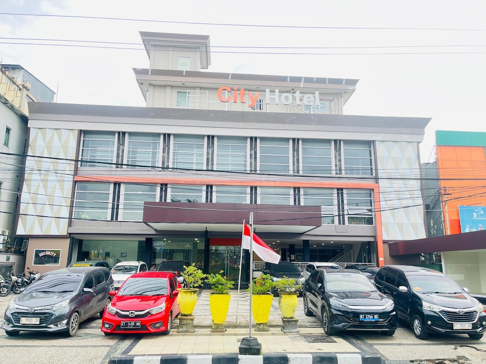 Capital O 769 City Hotel 22/24