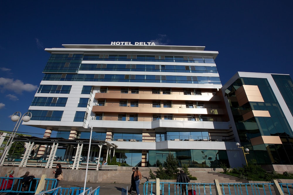 Hotel Delta 4 1/44