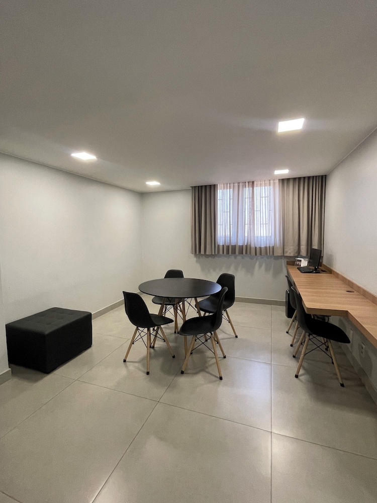 Brasilia Park Hotel 57/60