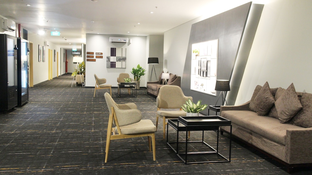 Juno Hotel Jatinegara 38/49
