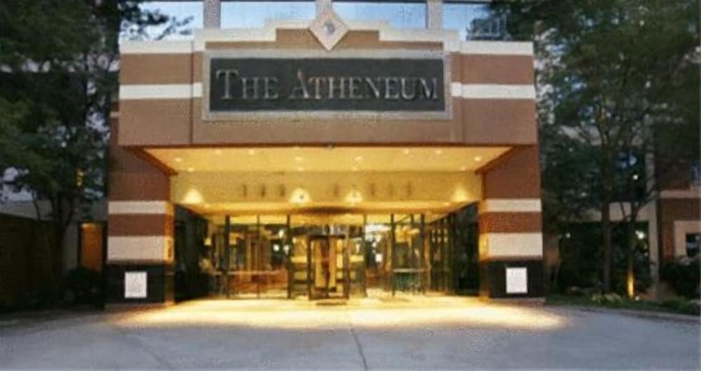 Atheneum Suite Hotel 3/39