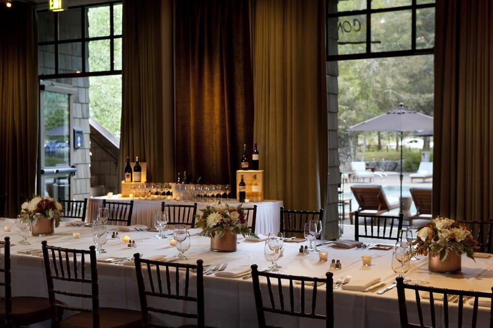 PlumpJack Squaw Valley Inn 42/53