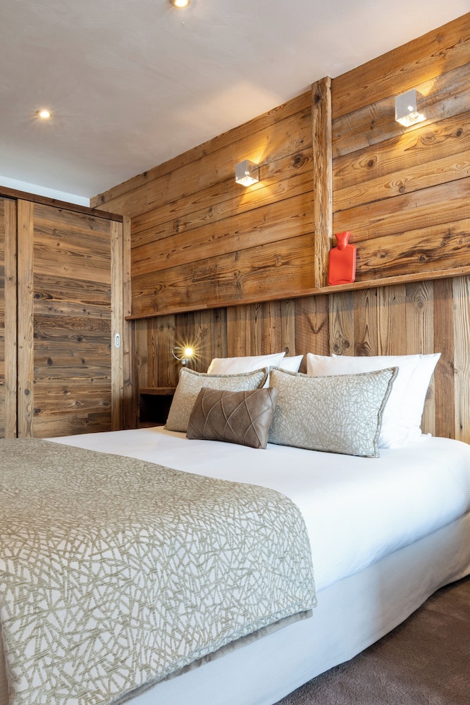 Hotel Des 3 Vallees 8/50