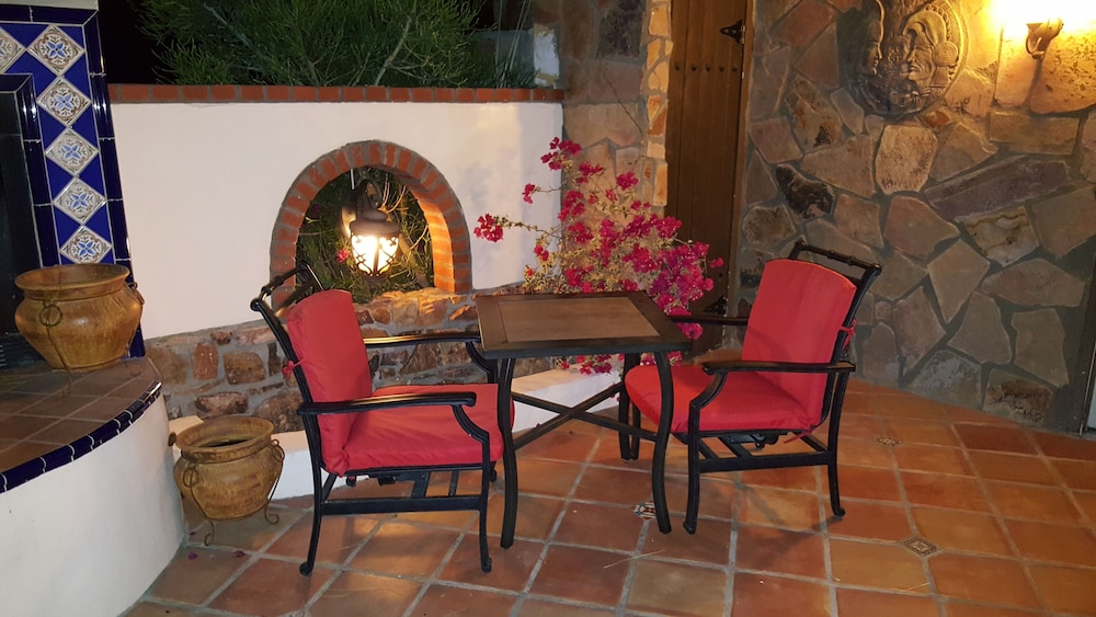 Tuscan Springs Hotel Spa 33/39
