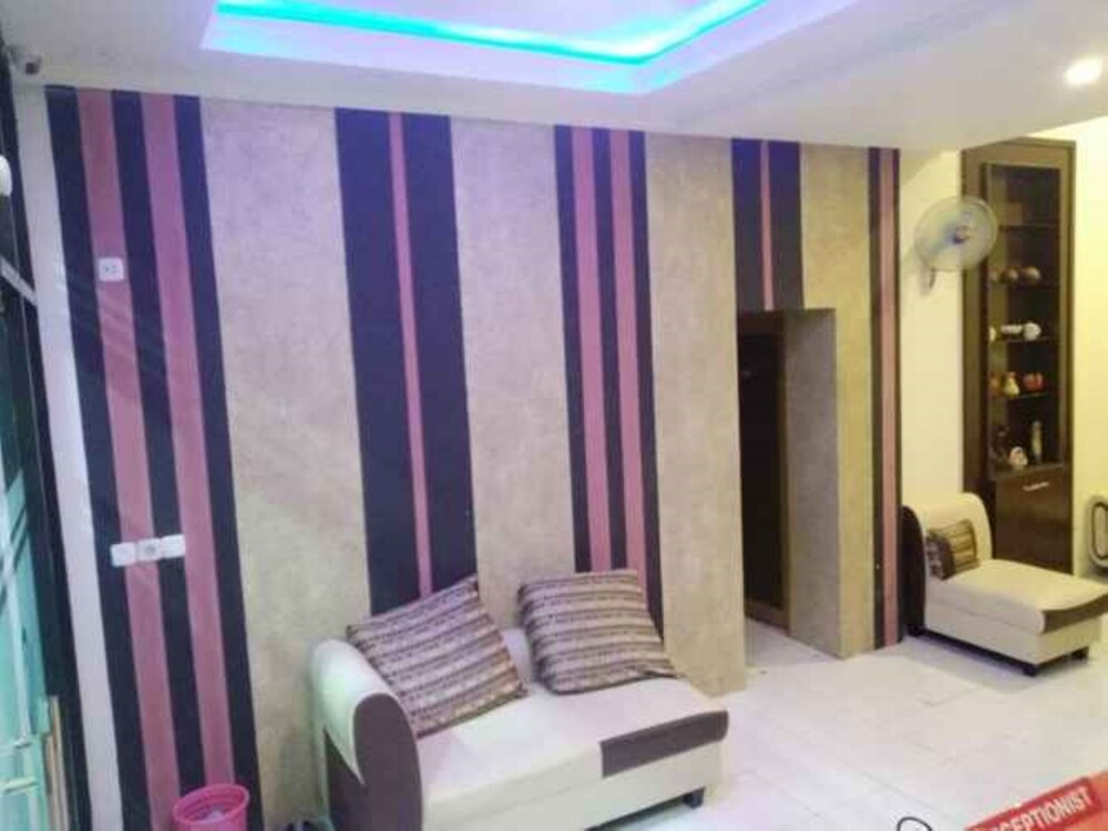 Hotel O Makassar near RS Grestelina formerly Wisma Makassar 31/38