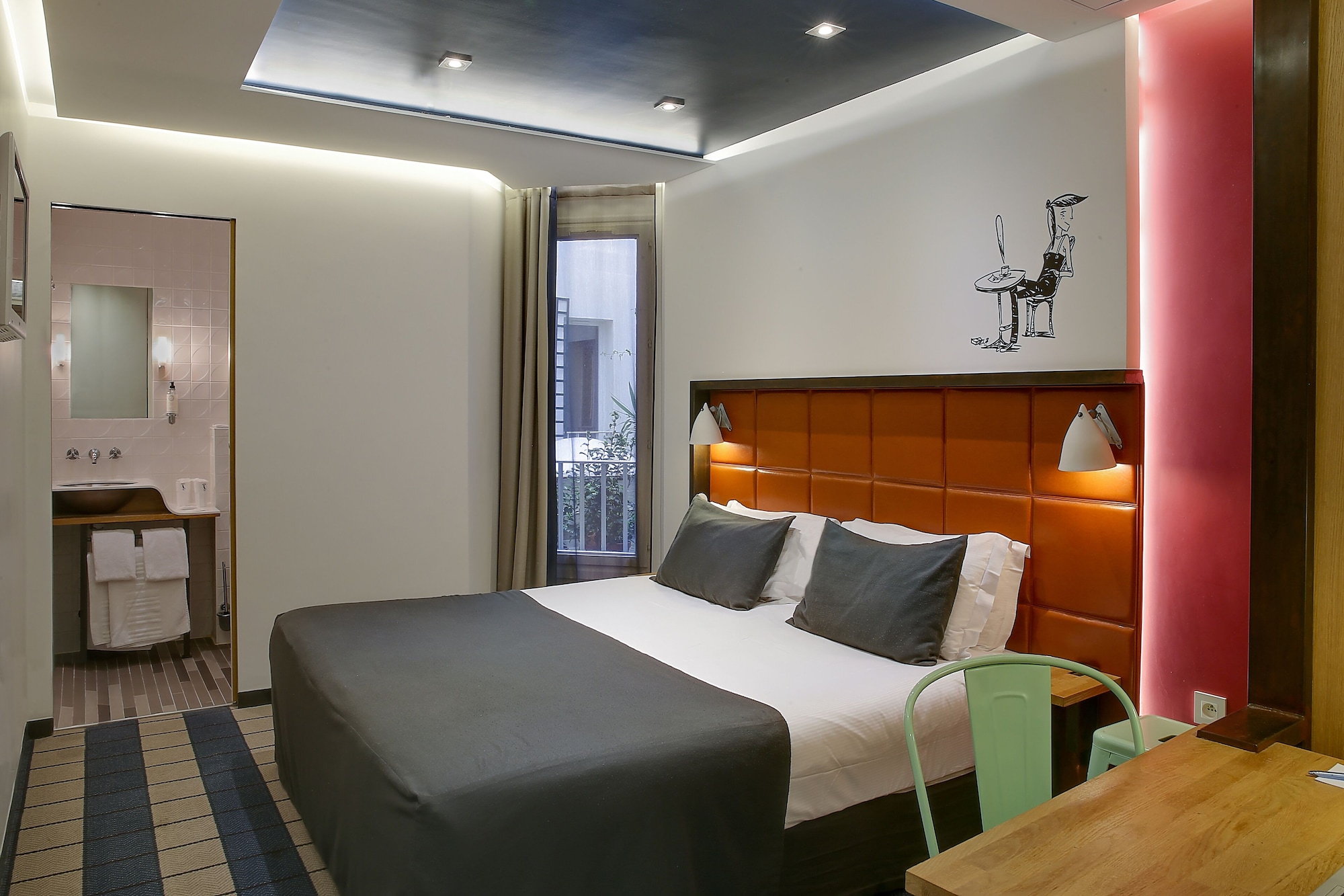 SUPERIOR, DOUBLE BED
