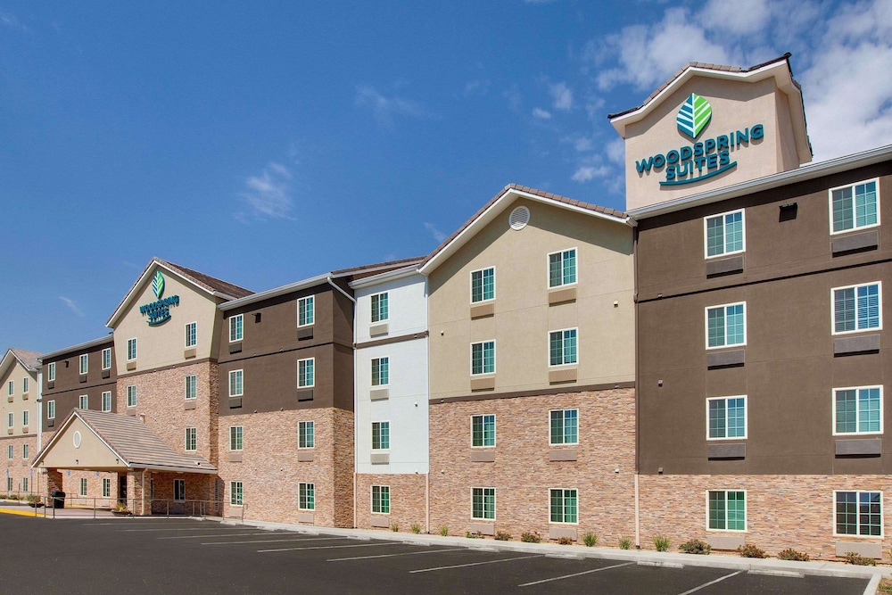 WoodSpring Suites Bakersfield East 6/24