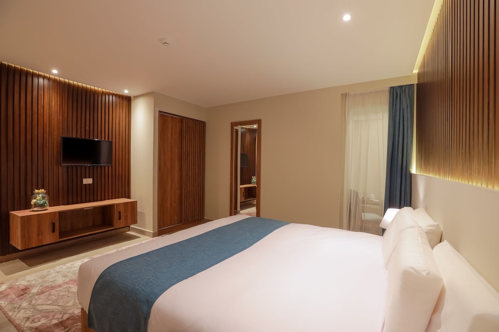 غرفة قياسية بسرير كينج، Pyramid Front Hotel 4/8