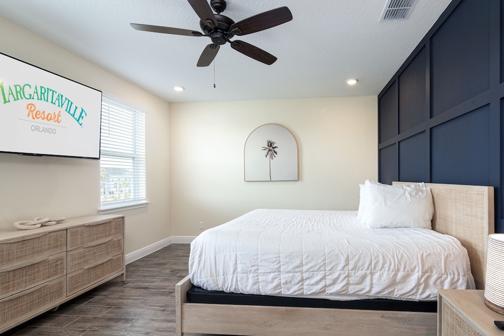 Deluxe, House, Quadruple, 2 King Beds, 2 Queen Beds