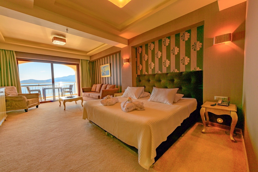 Odyssey Hotel 14/50