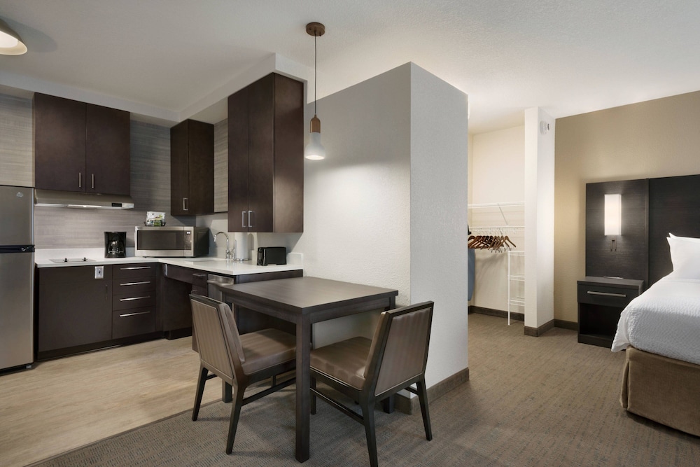 Residence Inn By Marriott Minneapolis St. Paul/Eagan 28/39