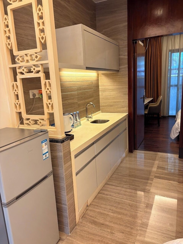 Guangzhou Baiming Fangyuan Apartment 9/47
