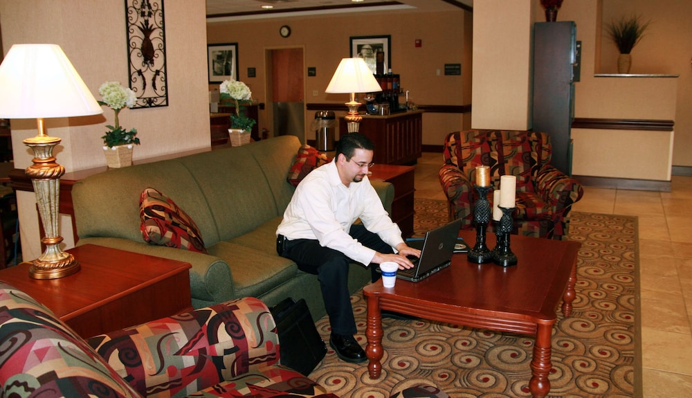 Hampton Inn Nanuet 32/41