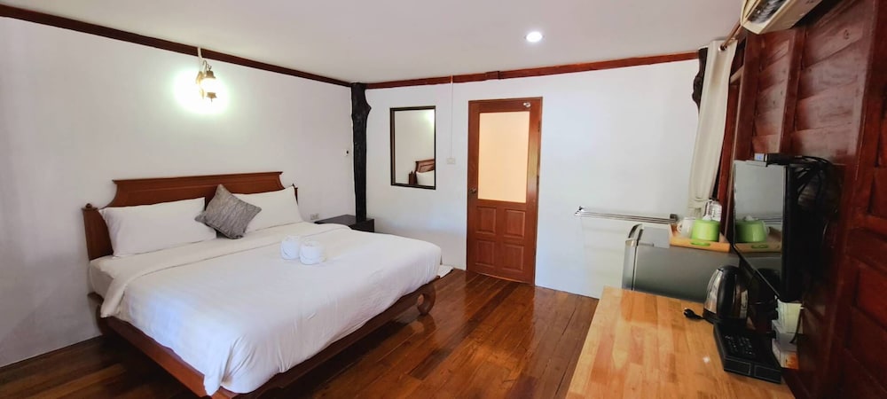 Saithong Resort 33/61