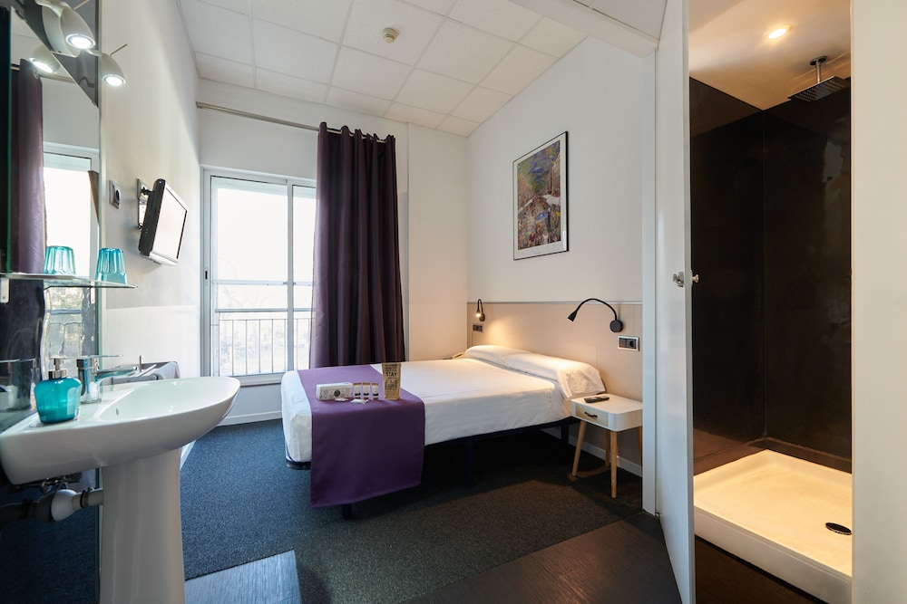 Hostal Mayerling Centro 17/33